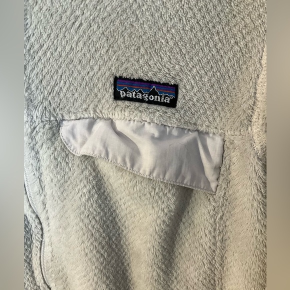 Patagonia Re-Tool Cream Fleece Jacket - Picture 3 of 12